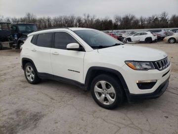 Jeep Compass II 2021 Jeep Compass 2021 JEEP COMPASS LATITUDE 2.4 Benzyna 180KM, zdjęcie 1