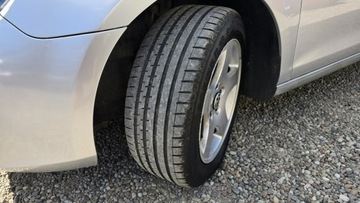 Volkswagen Golf VI Hatchback 5d 1.6 TDI-CR DPF 105KM 2009 Volkswagen Golf 2xPDC, AC auto, zdjęcie 20