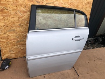 DVEŘE LEVÉ ZADNÍ OPEL SIGNUM STŘÍBRNÉ Z157 02-05