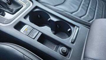 Volkswagen Arteon Fastback Facelifting 2.0 TSI 190KM 2022 Volkswagen Arteon Shooting Brake 2.0TSI 190KM ACC, zdjęcie 34