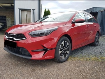 Kia Ceed III Kombi Facelifting 1.5 T-GDI 140KM 2025 KIA Cee&#039;d 1.5 T-GDI DCT Combi 140KM 2025