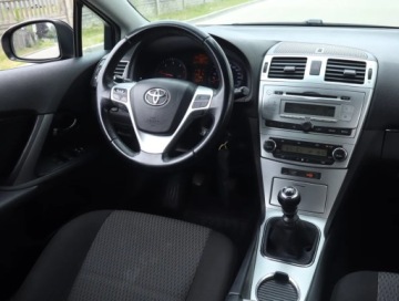 Toyota Avensis III Sedan Facelifting 2.0 D-4D 124KM 2013 Toyota Avensis 2.0 D-4D, Salon Polska, Klima, zdjęcie 6