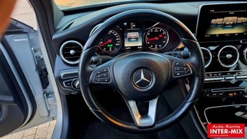 Mercedes Klasa C W205 2016 Mercedes-Benz Klasa C Mercedes-Benz C 300 4 MATIC 2.0 Benzyna 245KM, zdjęcie 19