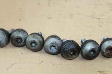 BMW K1200 GT K41 ПРАВЫЕ ВИНТЫ КРЫШКИ КОЛЕНЧАТОГО ВАЛА