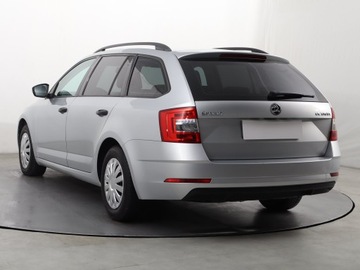 Skoda Octavia III Kombi Facelifting 1.6 TDI 115KM 2017 Skoda Octavia 1.6 TDI, Salon Polska, Klima, zdjęcie 3