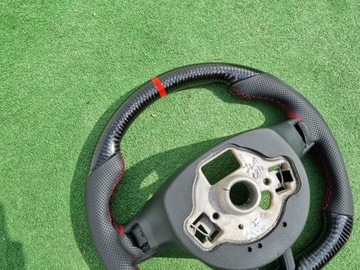 РУЛЕВОЕ КОЛЕСО SKODA OCTAVIA III RS CARBON ORG.