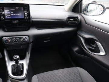 Toyota Yaris IV Hatchback 1.5 Dynamic Force 125KM 2023 Toyota Yaris 1.5 VVT-i, Salon Polska, zdjęcie 7