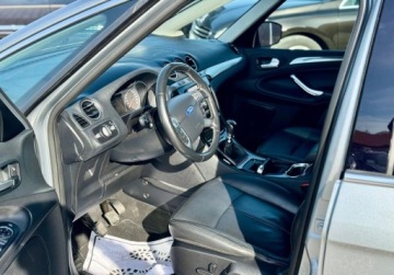 Ford S-Max I Van Facelifting 2.0 Duratorq TDCi DPF 163KM 2013 Ford S-Max 2.0 TDCI 163KM PDC BiXenon skory ele fotele 7 osob panorama Con, zdjęcie 19