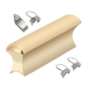 Электрическая басовая палочка с четырьмя металлическими стержнями.