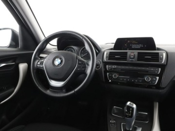 BMW Seria 1 F20-F21 Hatchback 5d Facelifting 2015 120d 190KM 2016 BMW 120 2.0d Automat Advantage Nawigacja, zdjęcie 15