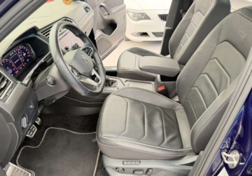 Volkswagen Tiguan Allspace SUV Facelifting 2.0 TSI 245KM 2022 Volkswagen Tiguan Allspace 4x4 Tiguan Allspace 2.0 TSI 245 KM R-Line 2022, zdjęcie 6
