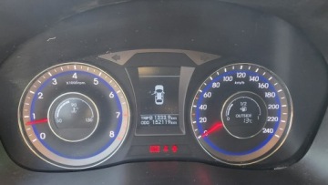 Hyundai i40 Kombi 1.6 GDI 135KM 2012 Hyundai i40 ledy, zdjęcie 10