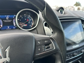 Maserati Ghibli III Sedan 3.0 V6 410KM 2017 Maserati Ghibli 3.0 V6 410KM SQ4 2017r 4x4, zdjęcie 18
