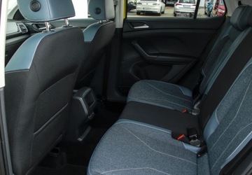 Volkswagen T-Cross SUV 1.5 TSI 150KM 2024 Volkswagen T-Cross 1.5 TSI 150KM Style DSG Cyfrowe Zegary Kamera Cofania, zdjęcie 10
