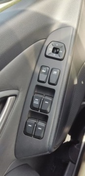 Hyundai ix35 SUV 1.7 CRDi 115KM 2012 Hyundai ix35 1,7 diesel ,bezwypadek,jeden wlasc,nowy tuv do 2027 ,ks serwis, zdjęcie 17