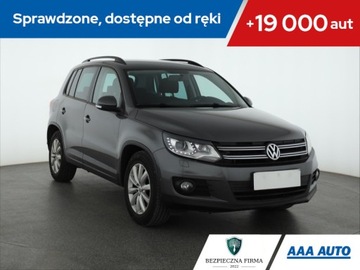 Volkswagen Tiguan I SUV Facelifting 2.0 TDI CR DPF BlueMotion 110KM 2015 VW Tiguan 2.0 TDI, Salon Polska, Navi, Xenon