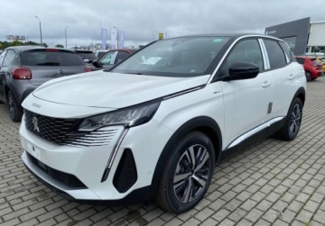 Peugeot 3008 II Plug-In Hybrid Facelifting 1.6 HYBRID 180KM 2023 Peugeot 3008 Allure Pack Hybrid 1.6 225KM EAT8 - automat 1.6 Hybryda 180KM, zdjęcie 1