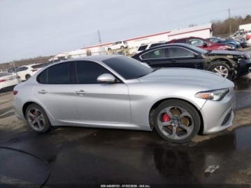 Alfa Romeo Giulia II Sedan 2.0 TBi 280KM 2017 Alfa Romeo Giulia 2017 Alfa Romeo Giulia AWD 2.0 Benzyna 280KM, zdjęcie 8