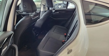 BMW X4 G02 SUV Facelifting 2.0 20I 184KM 2023 BMW X4 Salon bazwypadkowy Systemy asystujace 2.0 Benzyna 184KM, zdjęcie 3