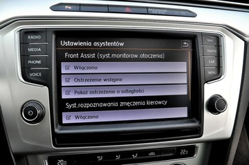 Volkswagen Passat B8 Variant 1.6 TDI BlueMotion SCR 120KM 2016 Volkswagen Passat 1.6TDI 120KM Virtual Full Led, zdjęcie 29