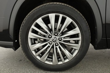 Toyota Highlander III 2.5 248KM 2021 Toyota Highlander 2.5 Hybrid, Salon Polska, zdjęcie 17