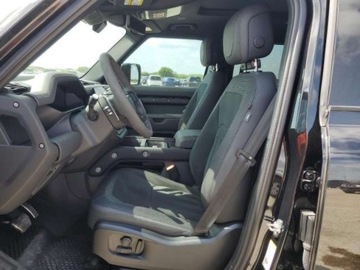 Land Rover Defender IV (L663) 2023 Land Rover Defender 2023, 5.0L, 4x4, 110, od ubezpieczalni 5.0 Benzyna, zdjęcie 7