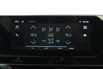 Citroen C4 III SUV 1.2 PureTech 130KM 2023 Citroen C4 1.2 PureTech, Salon Polska, zdjęcie 13