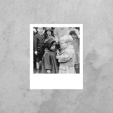 Открытка: Фрида Polaroid Art Lue Photography