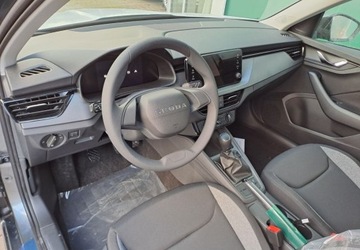 Skoda Kamiq Crossover Facelifting 1.0 TSI 95KM 2025 Skoda Kamiq Benzyna 95KM, zdjęcie 4