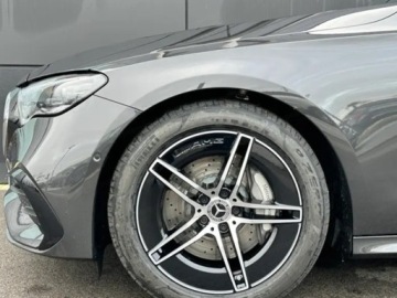 Mercedes Klasa E W214 Kombi Plug-in 2.0 300de 313KM 2025 E Klasa 300 de 4-Matic AMG Estate 2.0 (313KM) 2025, zdjęcie 13