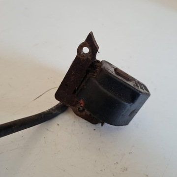 КРЫШКА ЗАЖИГАНИЯ МОДУЛЯ КАТУШКИ STIGA 8000