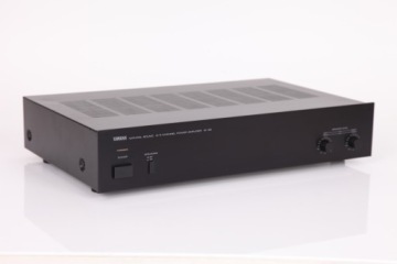 Усилитель мощности Yamaha M-35