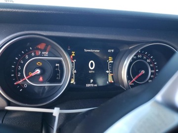 Jeep 2021 Jeep Gladiator Mojave, 2021r., 4x4, 3.6L 3.6 Benzyna 285KM, zdjęcie 9