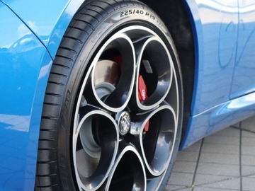 Alfa Romeo Giulia II Sedan Facelifting 2023 2.0 GME Turbo 280KM 2025 ALFA ROMEO Giulia Turbo Veloce Q4 Sedan 2.0 (280KM) 2025, zdjęcie 16