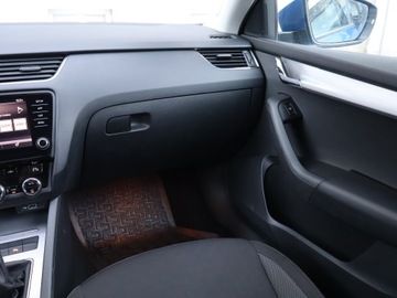 Skoda Octavia III Kombi Facelifting 1.5 TSI ACT 150KM 2019 Skoda Octavia 1.5 TSI, Salon Polska, zdjęcie 7