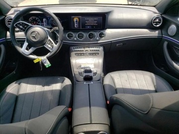 Mercedes Klasa E W213 2020 Mercedes-Benz Klasa E 2020 Mercedes-Benz E-Class E 350 RWD Sedan 2.0 255KM, zdjęcie 7