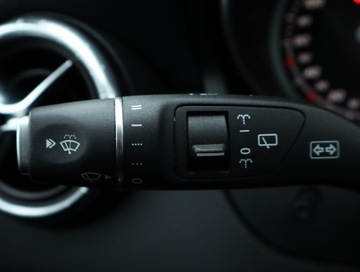 Mercedes CLA C117 Shooting Brake Facelifting 1.6 200 156KM 2018 Mercedes CLA 200, Salon Polska, Automat, Skóra, zdjęcie 16