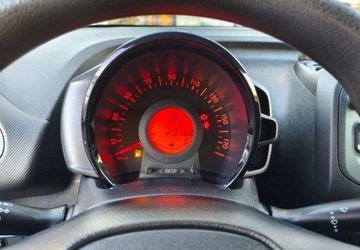 Toyota Aygo II Hatchback 3d Facelifting 1.0 VVT-i 72KM 2019 Toyota Aygo Toyota Aygo 1.0 VVT-i Black Edition Benzyna 72KM, zdjęcie 9