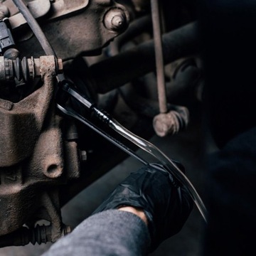 КОМПЛЕКТ ДЛЯ ПРОКАЧКИ ТОРМОЗНОЙ ЖИДКОСТИ