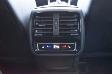 Volkswagen Arteon Fastback Facelifting 2.0 TDI SCR 150KM 2022 Volkswagen Arteon Shooting Brake 2.0TDI 150KM DSG SB Elegance WEBASTO Kame, zdjęcie 37