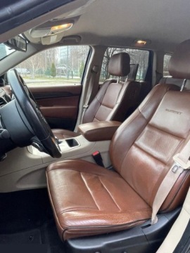 Jeep Grand Cherokee IV Terenowy Facelifting 3.6 V6 286KM 2014 Jeep Grand Cherokee 3.6 benzyna 285KM 2014r, zdjęcie 13