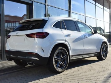 Mercedes GLA II Off-roader Facelifting 1.3 200 163KM 2025 MERCEDES-BENZ GLA 200 AMG Line Suv 1.3 (163KM) 2025, zdjęcie 2