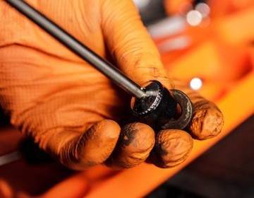 NEO CHWYTAK MAGNETYCZNY TELESKOPOWY zakres 160-610mm 11-610