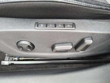 Skoda Octavia IV Kombi Plug-in 1.4 TSI iV Plug-In Hybrid 204KM 2022 Skoda Octavia serwis ASO 1.4hybr. 204KM bezwypadkowy MatrixLED SmartLink h, zdjęcie 16