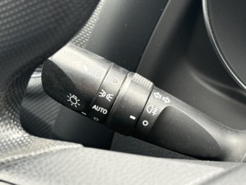 Toyota Corolla XI Sedan Facelifting 1,33 Dual VVT-i 99KM 2018 Toyota Auris 1.33 VVT-i Active II (2012-) 1.33 VVT, zdjęcie 17