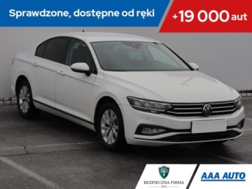 Volkswagen Passat B8 Limousine Facelifting 2.0 TDI SCR 150KM 2021 VW Passat 2.0 TDI, Salon Polska, 1. Właściciel
