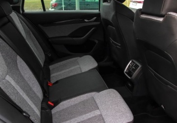 Skoda Octavia IV Kombi 2.0 TDI 150KM 2025 Skoda Octavia Hak holowniczy, Kierownica podgrzewana, Edition 130 2.0 150KM, zdjęcie 12