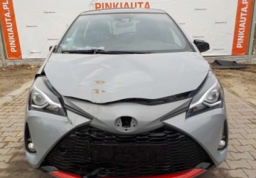 Toyota Yaris III Hatchback 5d Facelifting 2017 1.5 Hybrid 100KM 2019 Toyota Yaris GR-Sport Okazja 1.5 Hybryda 100KM, zdjęcie 1
