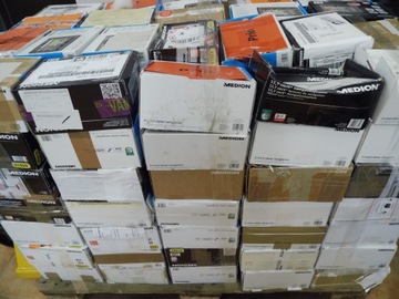 PALETA 154 SZTUK USZKODZONEJ NAWIGACJI SAMOCHODOWEJ MEDION E5270 NR.1
