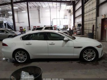 Jaguar XF II 2022 Jaguar XF JAGUAR XF SE P250 RWD AUTOMATIC 2.0 Benzyna 246KM, zdjęcie 7